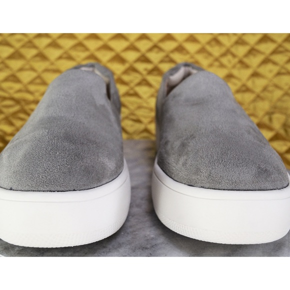 NEW Steve Madden Hilda Gray Suede Sneakers Size 9 - Picture 4 of 8